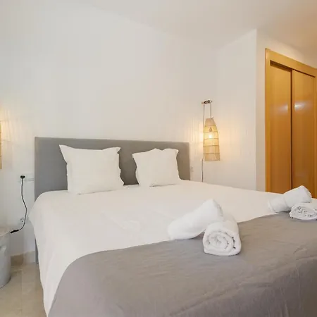 Modern And Luxurious With Sea Views In Benahavis * Estepona