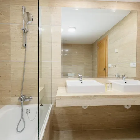 Modern And Luxurious With Sea Views In Benahavis * Estepona