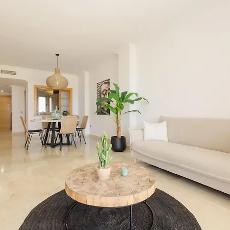 Modern And Luxurious With Sea Views In Benahavis * Estepona