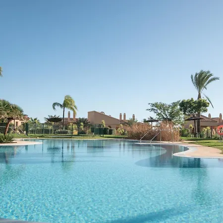 Modern And Luxurious With Sea Views In Benahavis Apartament