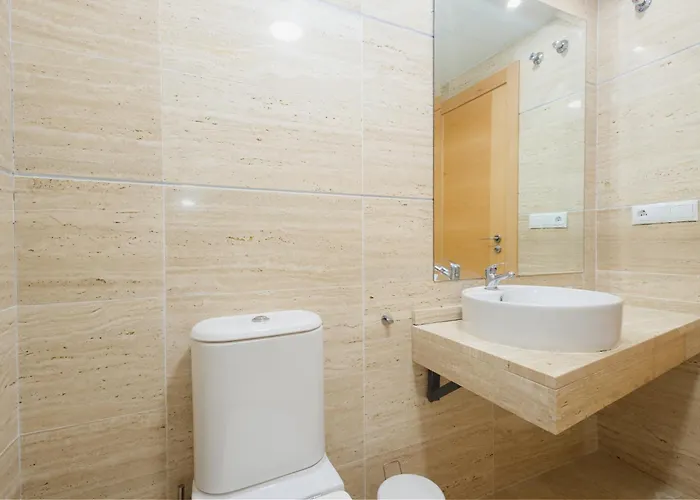 Apartment Modern And Luxurious With Sea Views In Benahavis