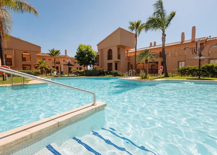 Apartment Modern And Luxurious With Sea Views In Benahavis *